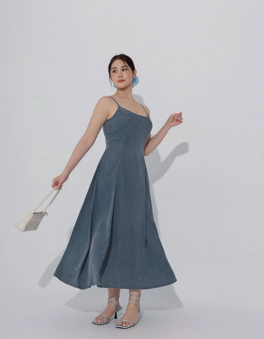 Cooling Fabric Spaghetti Strap Denim A Line Maxi Dress Cooling Fabric Spaghetti Strap Denim A Line Maxi Dress
