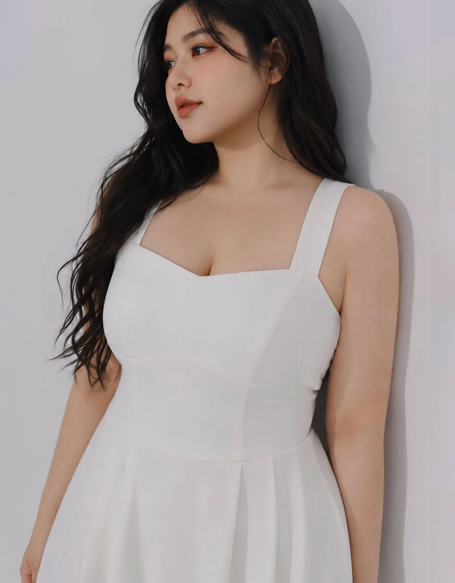 Sweetheart Neck Wide Strap Pleated Waist A Line Flowy Maxi Dress
