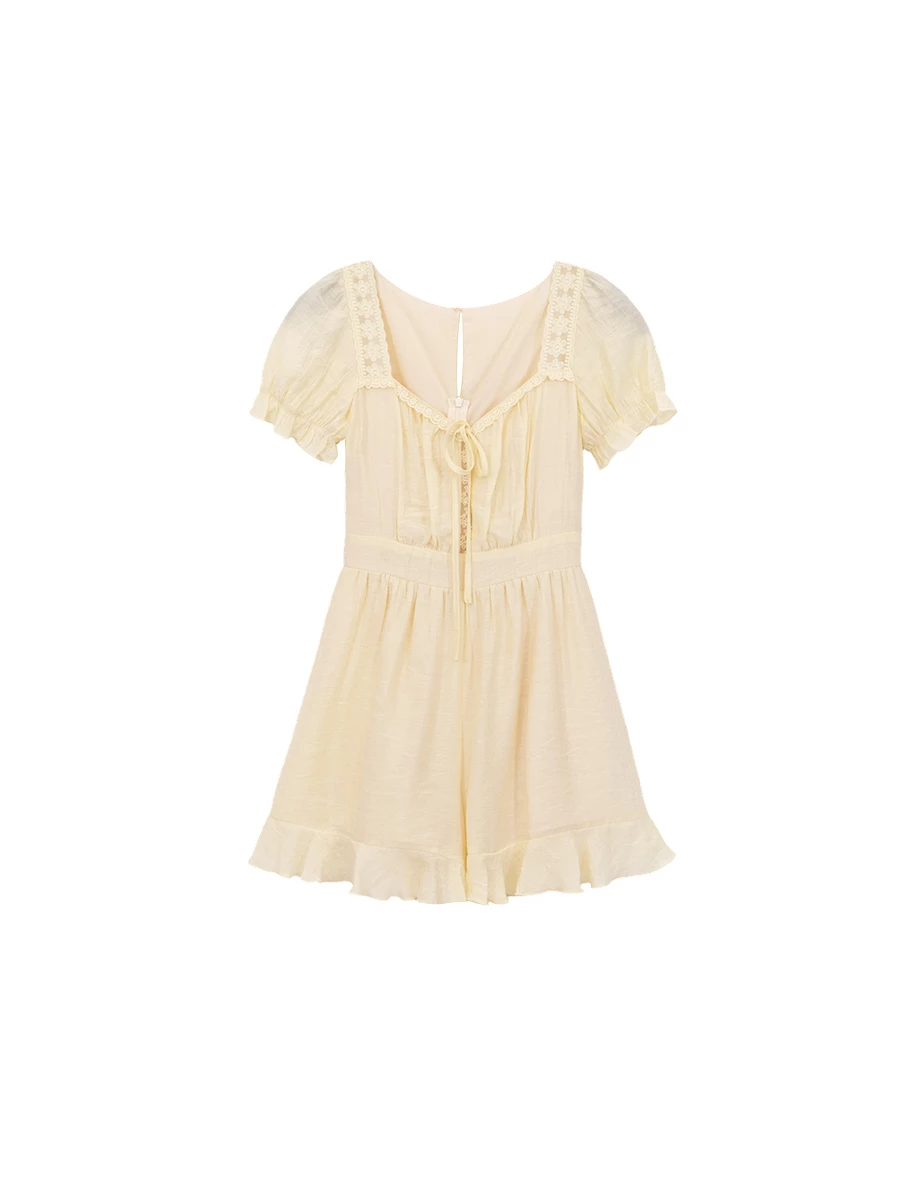 Sweetheart Neckline Tie Front Lace Trim Puff Sleeve Romper
