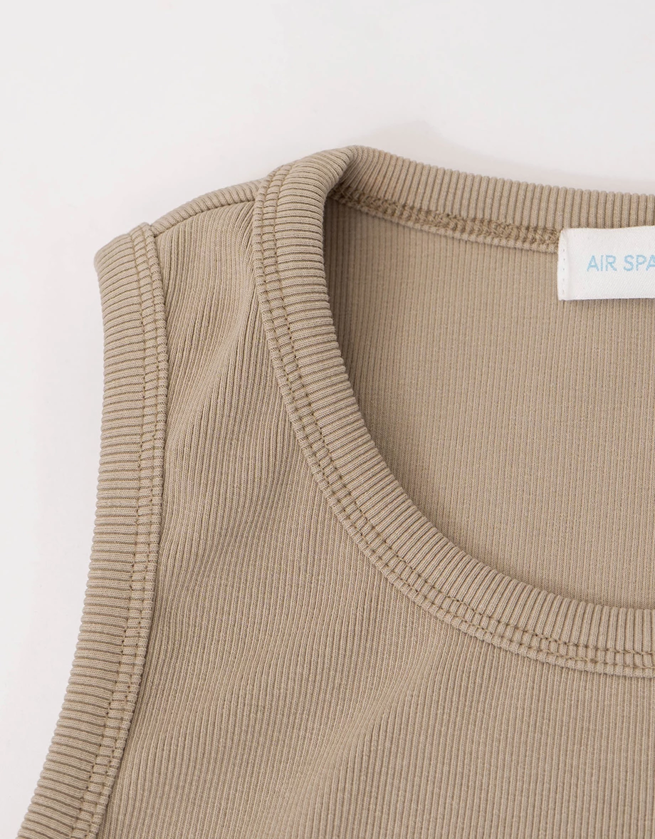 【樂一通】 立體印花字母水洗羅紋短版坦克背心