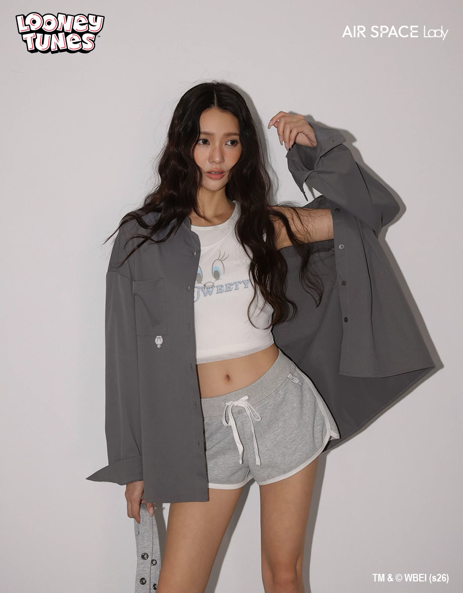 【樂一通】 崔弟款美背植絨圖案布章繡長袖長版斜紋襯衫