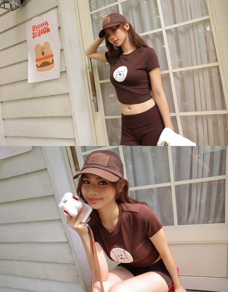 【DINOTAENG】Fluffy Embroidery Cropped T-Shirt