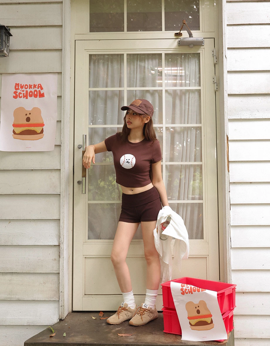 【DINOTAENG】Fluffy Embroidery Cropped T-Shirt