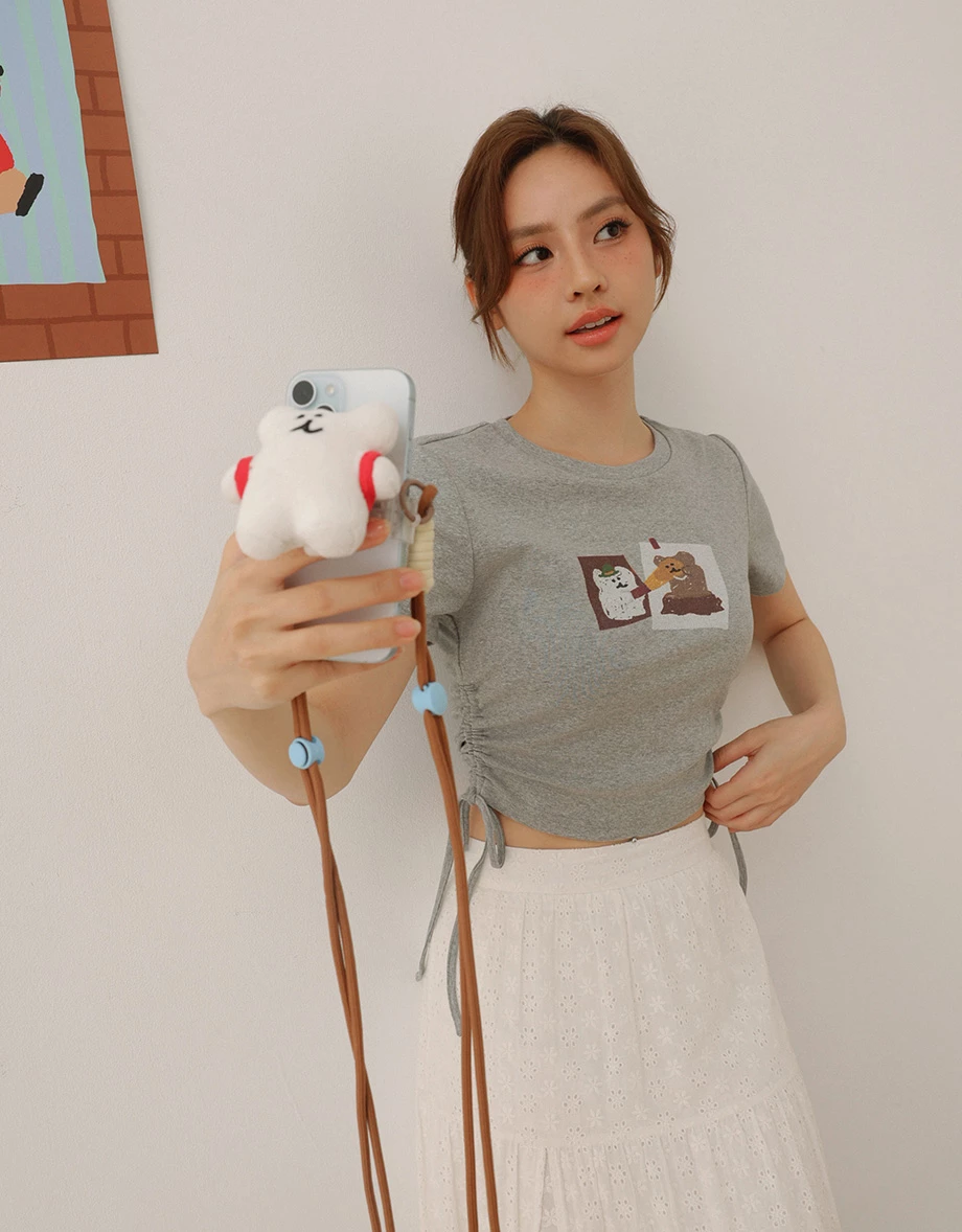 【DINOTAENG】Side Drawstring Ruched Cropped T-Shirt 【DINOTAENG】Side Drawstring Ruched Cropped T-Shirt