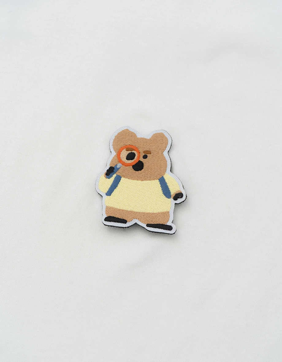 【DINOTAENG】Short Sleeve Oversized T-Shirt With Embroidered Patch 【DINOTAENG】Short Sleeve Oversized T-Shirt With Embroidered Patch