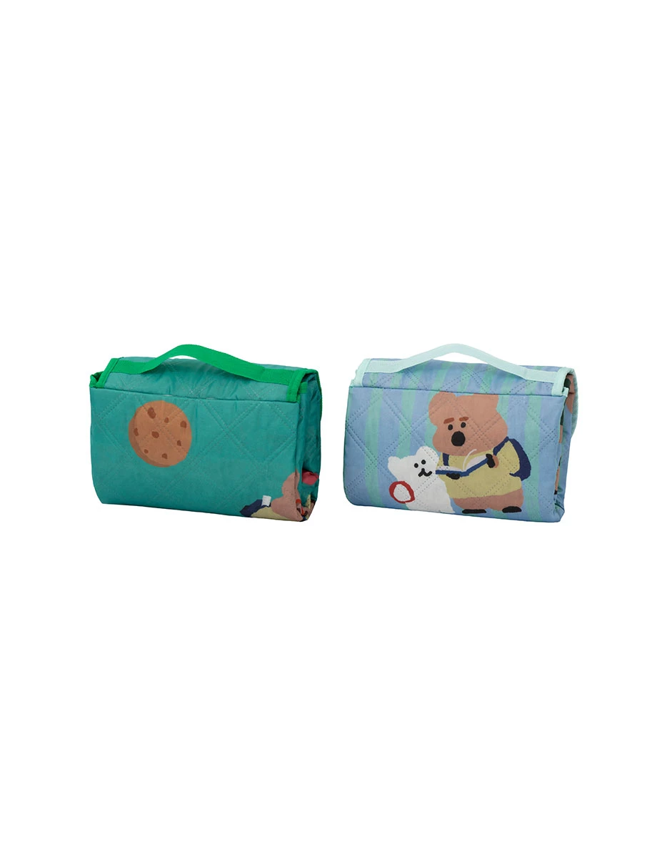 【DINOTAENG】Quilted Printed Water-Repellent Portable Picnic Mat