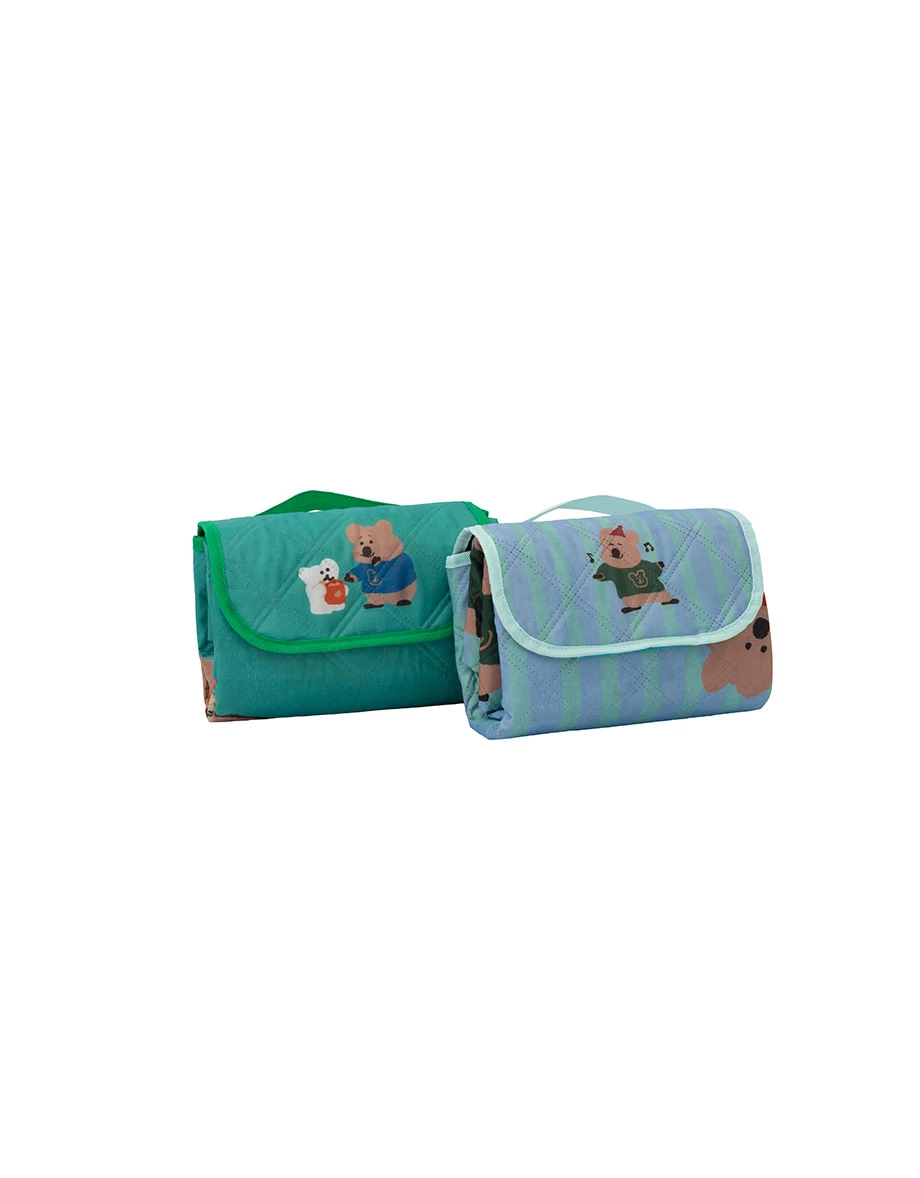 【DINOTAENG】Quilted Printed Water-Repellent Portable Picnic Mat