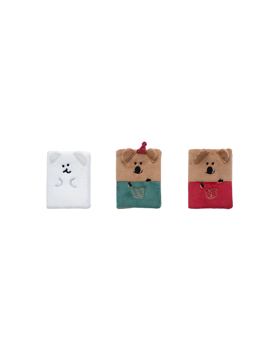 【DINOTAENG】Plush Embroidered Passport Cover