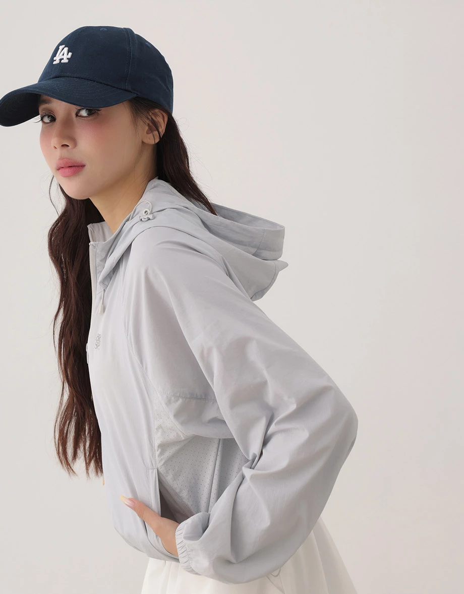 UV Protection Hooded Two Way Zipper Crop Jacket UV Protection Hooded Two Way Zipper Crop Jacket