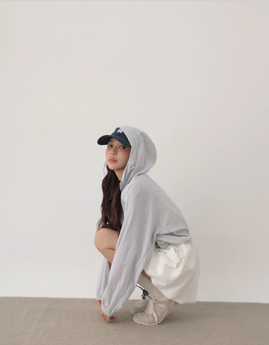 UV Protection Hooded Two Way Zipper Crop Jacket