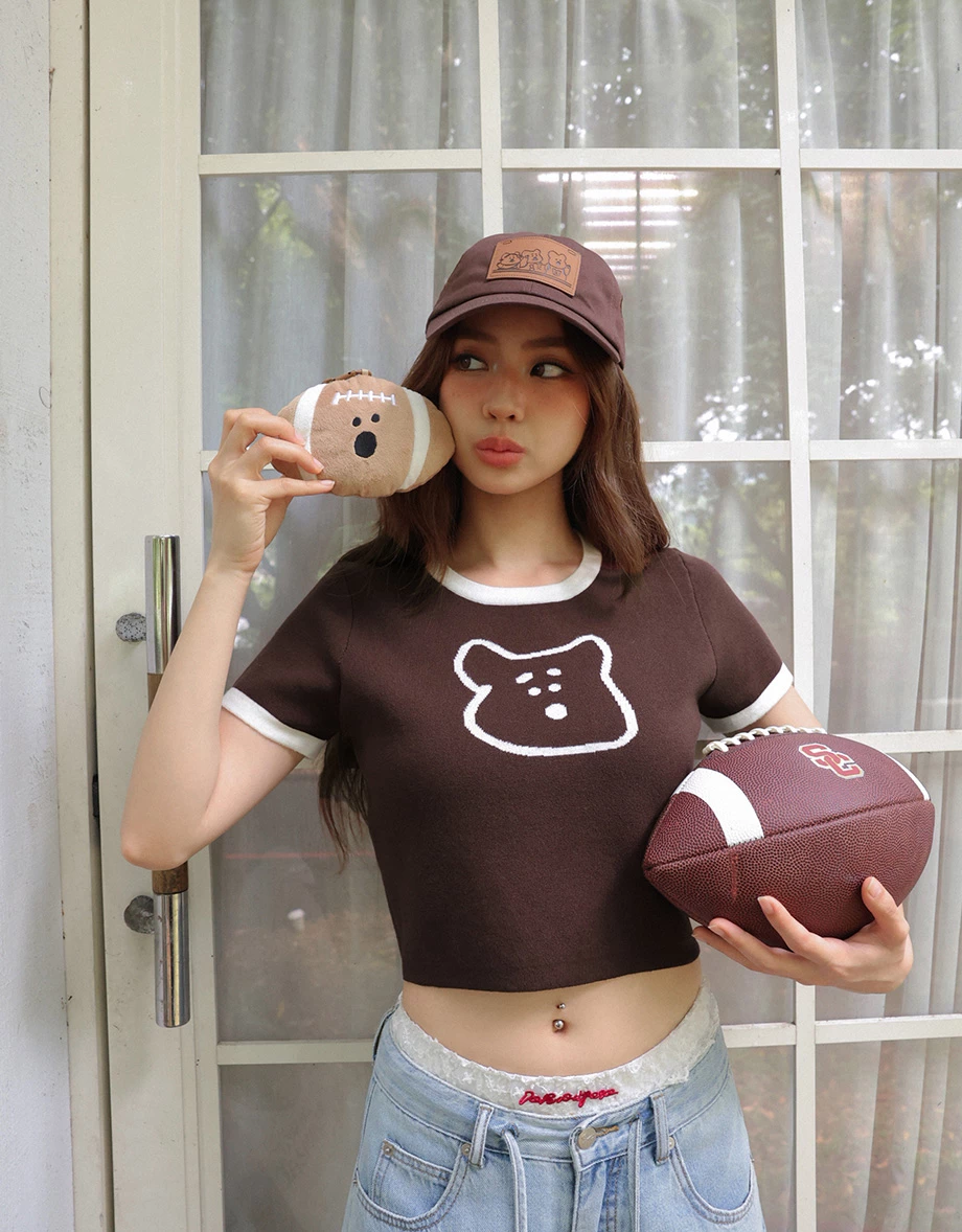【DINOTAENG】Contrast Trim Knit Crop Top