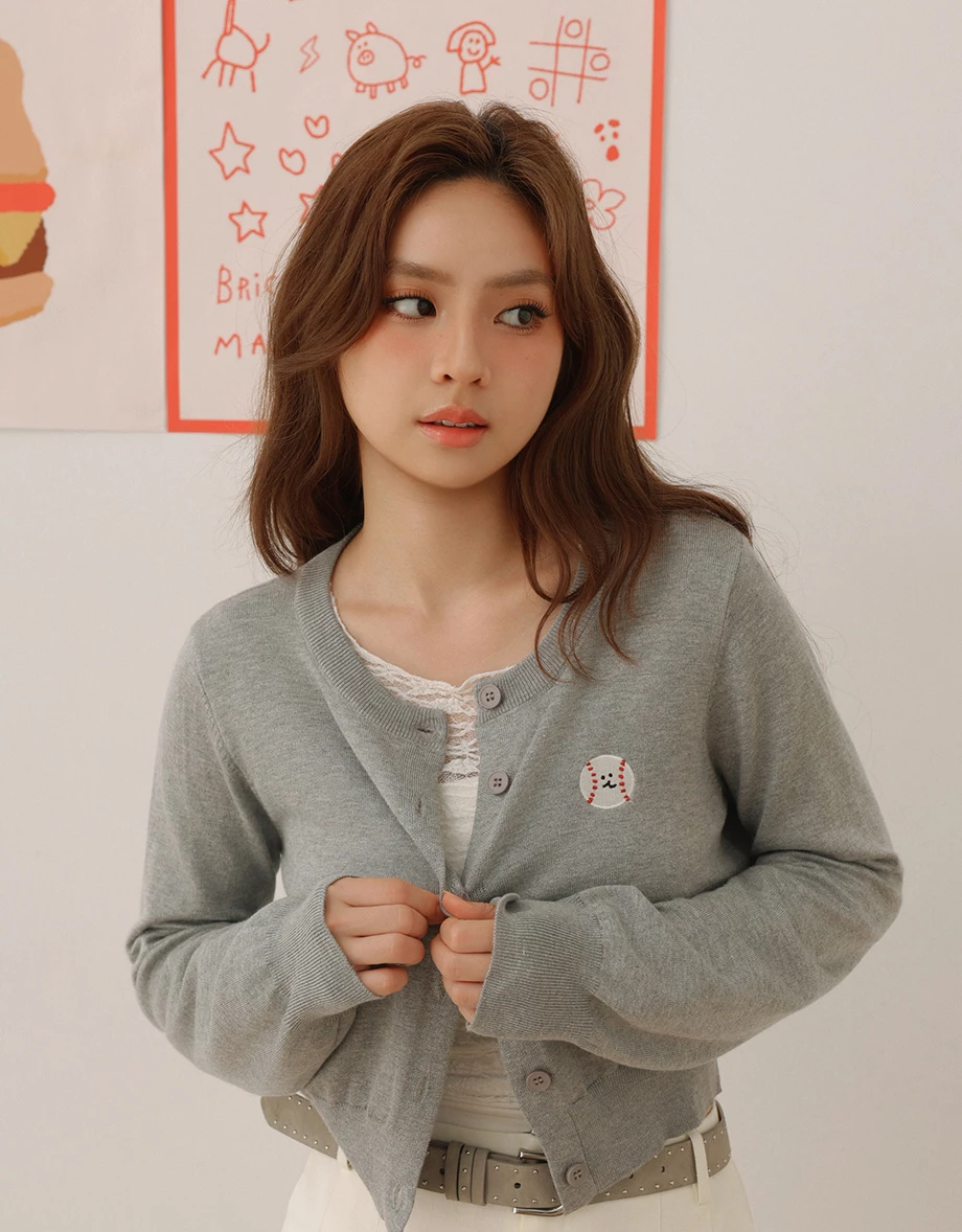【DINOTAENG】Embroidered Long Sleeve Cropped Knit Cardigan