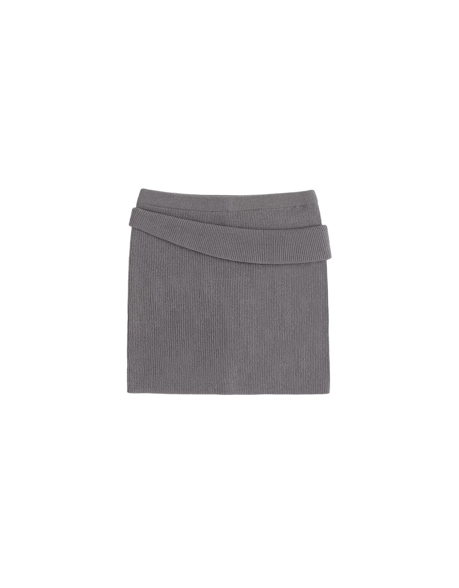 斜向反摺層次腰頭修身羅紋短褲裙