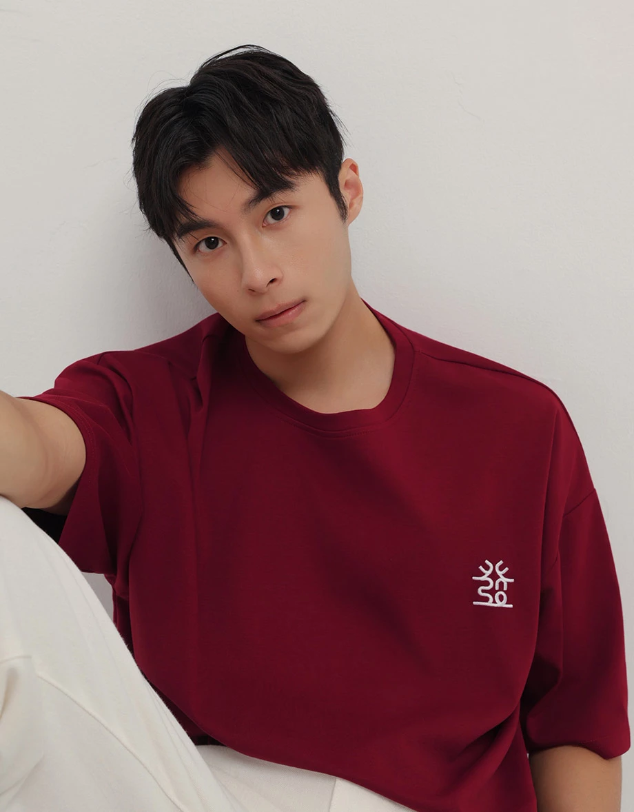 CNY CHEONGSAM QIPAO TOP Blesses Lucky Character Round Neck Short Sleeve Oversized T-Shirt (Men) CNY CHEONGSAM QIPAO TOP Blesses Lucky Character Round Neck Short Sleeve Oversized T-Shirt (Men)