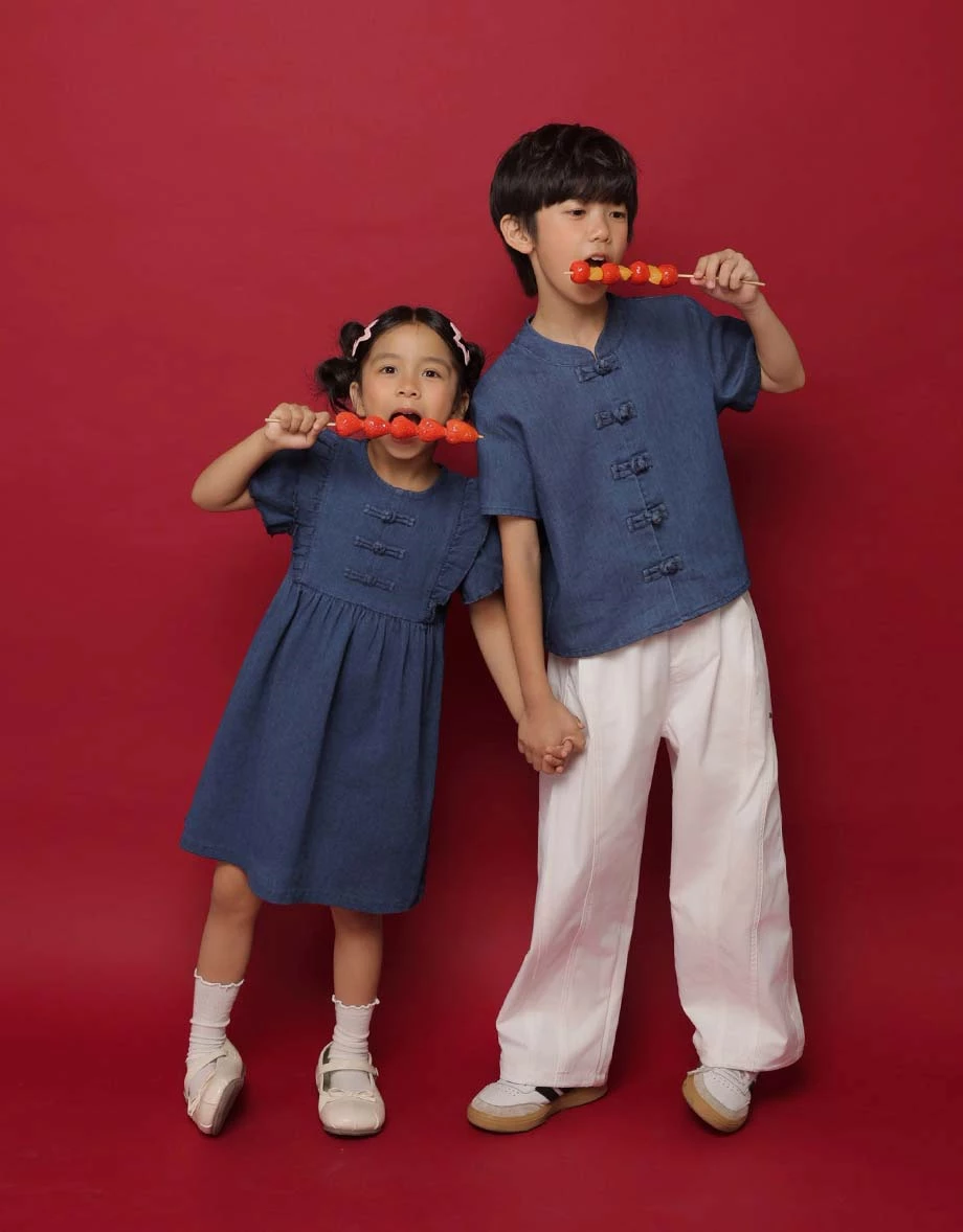 Denim Family CNY Qipao DRESS Ruffle Flutter Sleeve Jeans Cheongsam (Kids Girls) Denim Family CNY Qipao DRESS Ruffle Flutter Sleeve Jeans Cheongsam (Kids Girls)