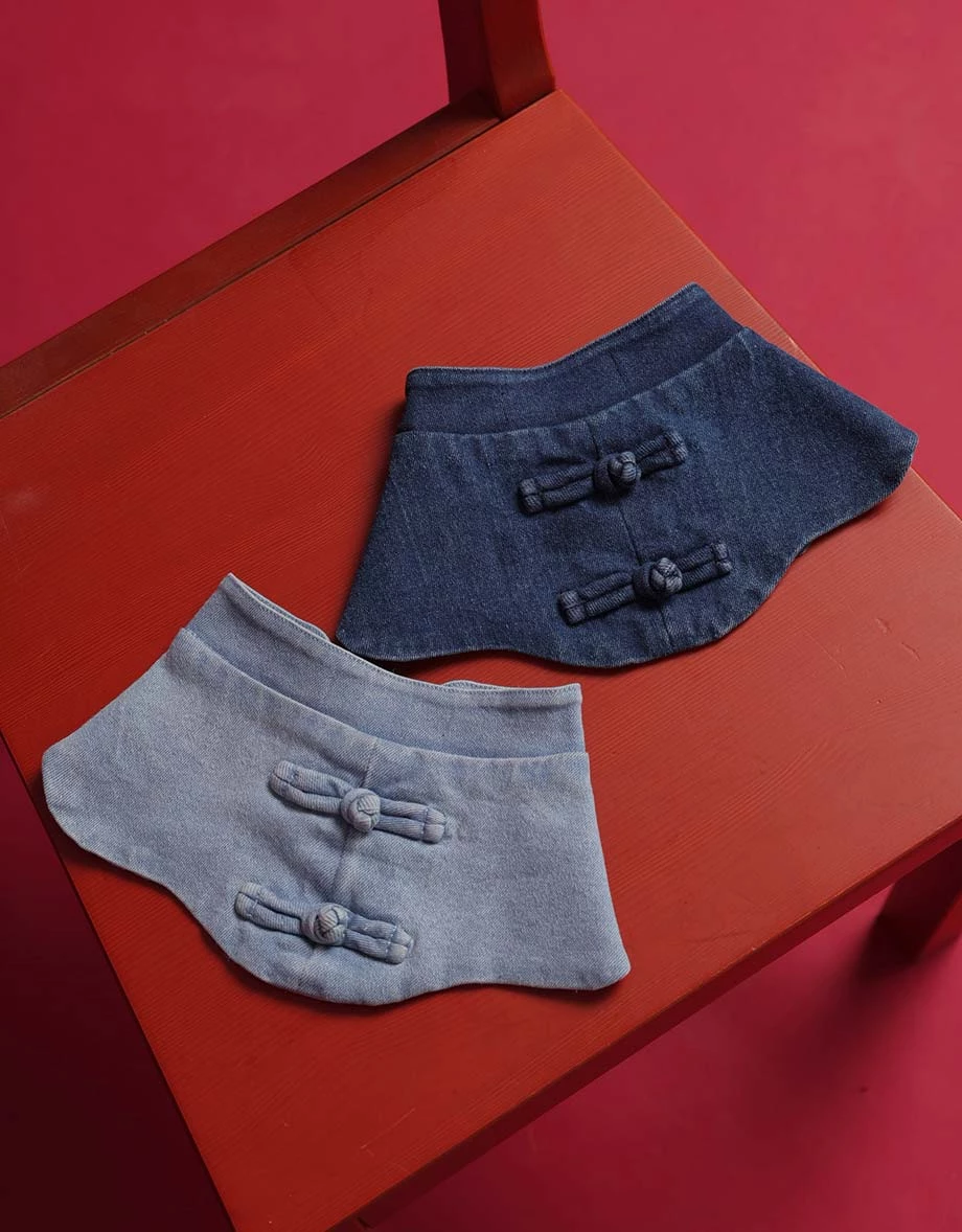 Denim Family CNY Pet Button Mandarin Collar Denim Jeans Bib ( Cat/ Dog/ Puppy Matching Item for Cheongsam Qipao Collection) Denim Family CNY Pet Button Mandarin Collar Denim Jeans Bib ( Cat/ Dog/ Puppy Matching Item for Cheongsam Qipao Collection)