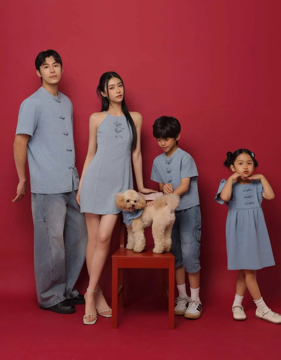 Denim Family CNY Pet Button Mandarin Collar Denim Jeans Bib ( Cat/ Dog/ Puppy Matching Item for Cheongsam Qipao Collection) Denim Family CNY Pet Button Mandarin Collar Denim Jeans Bib ( Cat/ Dog/ Puppy Matching Item for Cheongsam Qipao Collection)