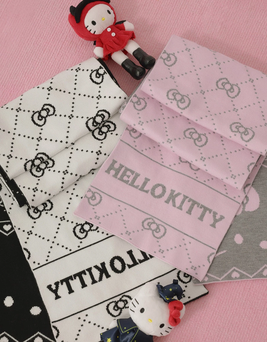 【Hello Kitty】滿版毛織圖案雙色圍巾 黑色款/粉色款