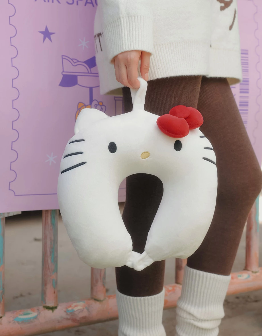 【Hello Kitty】一體式翻面收納細絨造型頸枕 【Hello Kitty】一體式翻面收納細絨造型頸枕