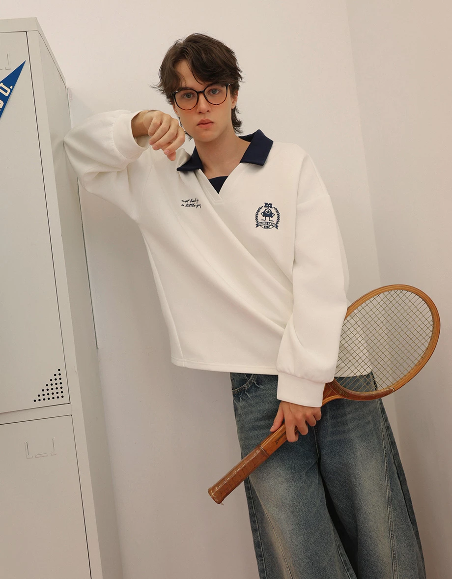 【迪士尼系列】怪獸大學 學院風撞色POLO領刺繡圖字長袖上衣(男款) 【迪士尼系列】怪獸大學 學院風撞色POLO領刺繡圖字長袖上衣(男款)