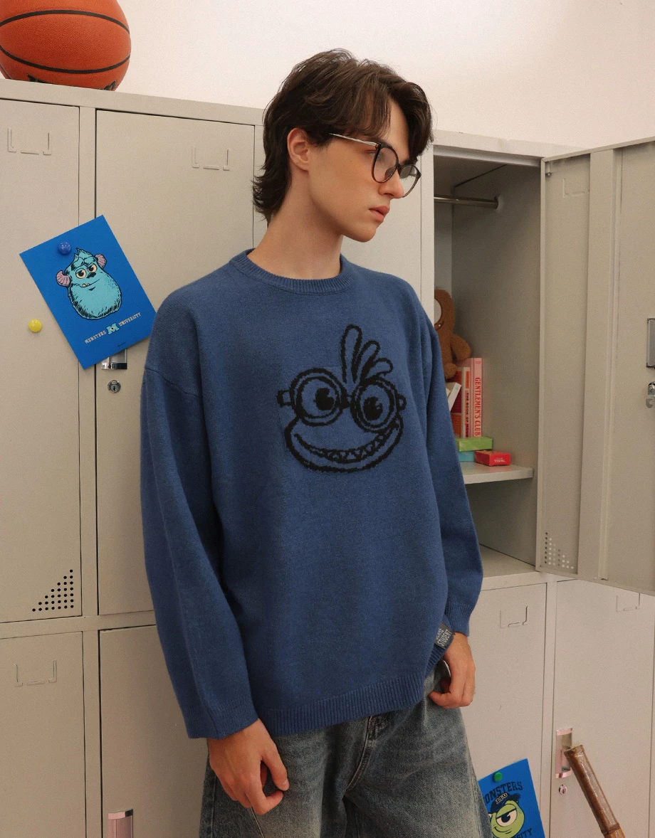 【迪士尼系列】怪獸大學 緹花圖案圓領長袖寬版針織衫(男女適穿) 【迪士尼系列】怪獸大學 緹花圖案圓領長袖寬版針織衫(男女適穿)