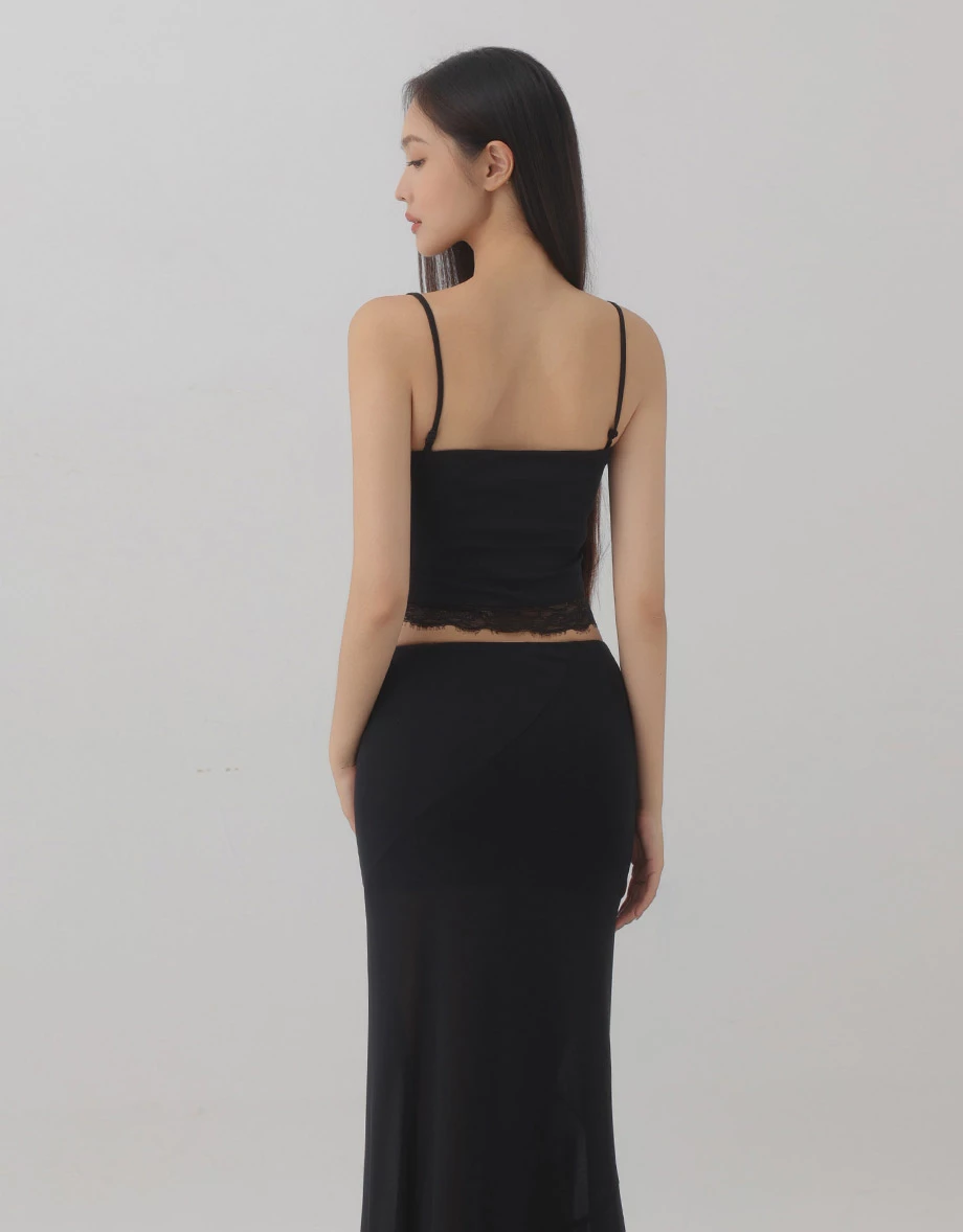 Adjustable Spaghetti Straps Lace Trim Cami Crop Top Adjustable Spaghetti Straps Lace Trim Cami Crop Top