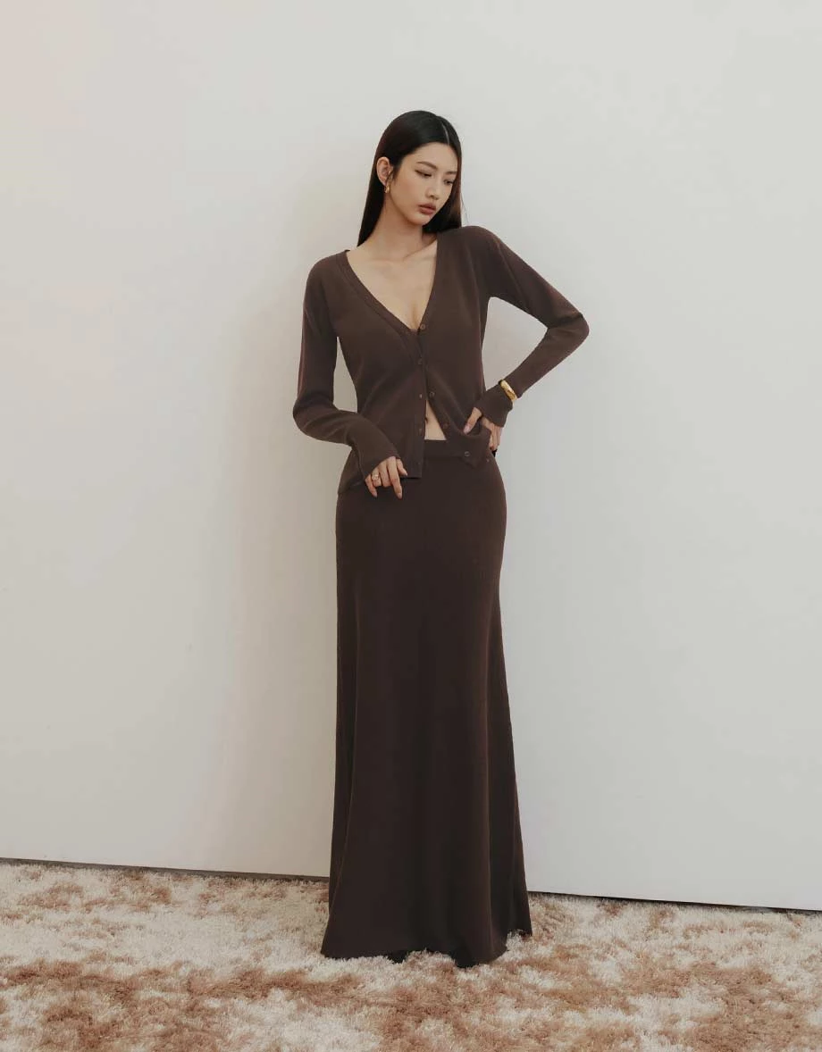 【IHUA Deisgn】Scalloped Lace Trim V Neck Adjustable Straps Padded Bra Top