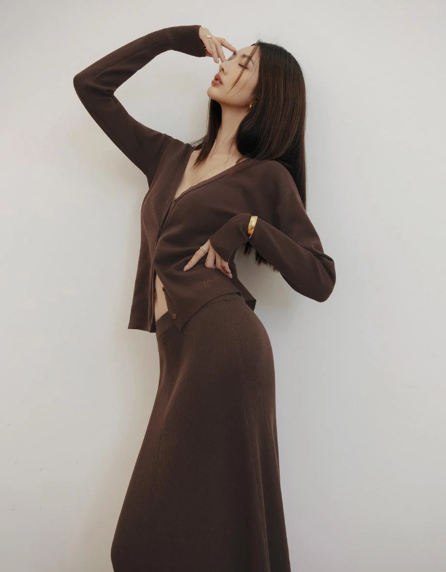 【IHUA Deisgn】Elastic Waist Ribbed Knit A Line Maxi Skirt