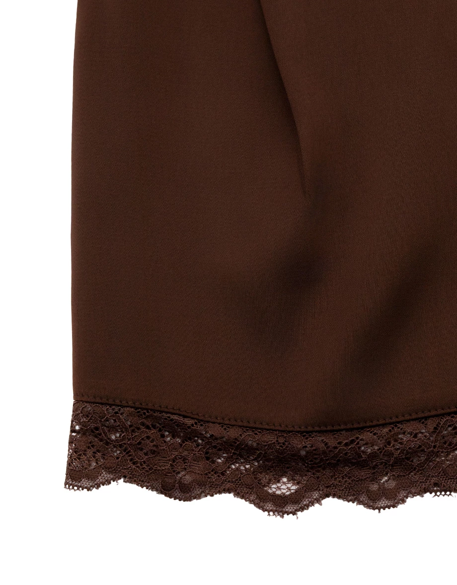 Lace Trim Pleated Tailored Shorts with Pockets Lace Trim Pleated Tailored Shorts with Pockets