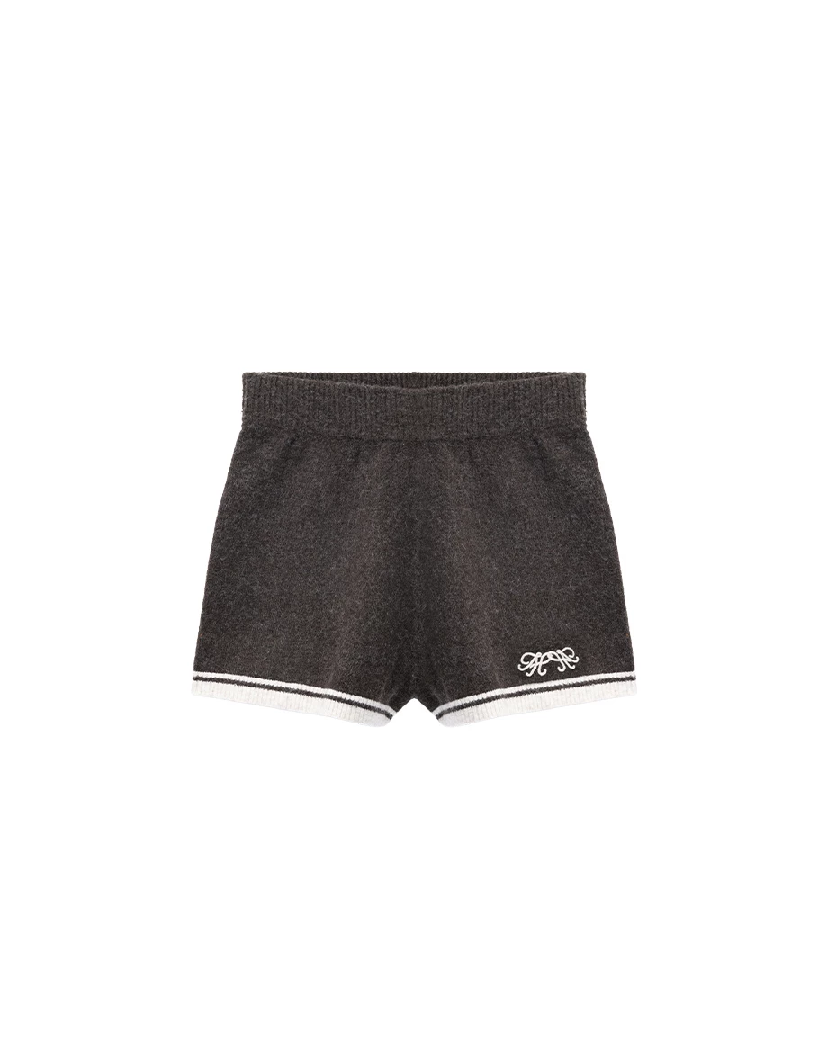 【IHUA Deisgn】Contrast Striped Trim Logo Embroidered Knit Shorts 【IHUA Deisgn】Contrast Striped Trim Logo Embroidered Knit Shorts