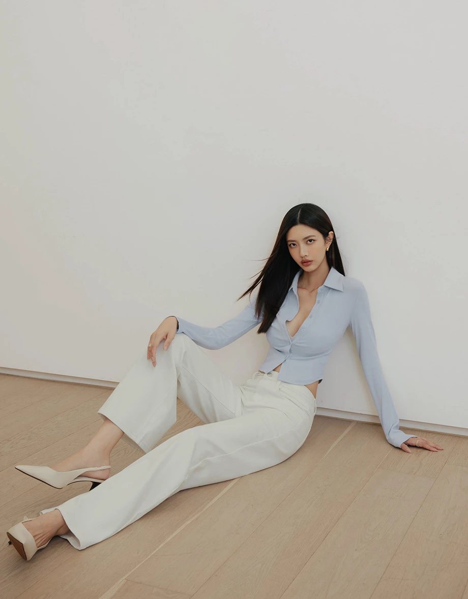 【IHUA Deisgn】Mid Waist Flared Wide Leg Pants with Pockets 【IHUA Deisgn】Mid Waist Flared Wide Leg Pants with Pockets