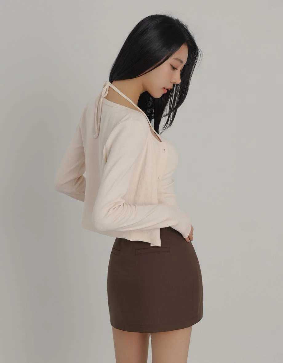Button Front Long Sleeve Cardigan and Halter Neck Cami Bra Top Set Wear Button Front Long Sleeve Cardigan and Halter Neck Cami Bra Top Set Wear