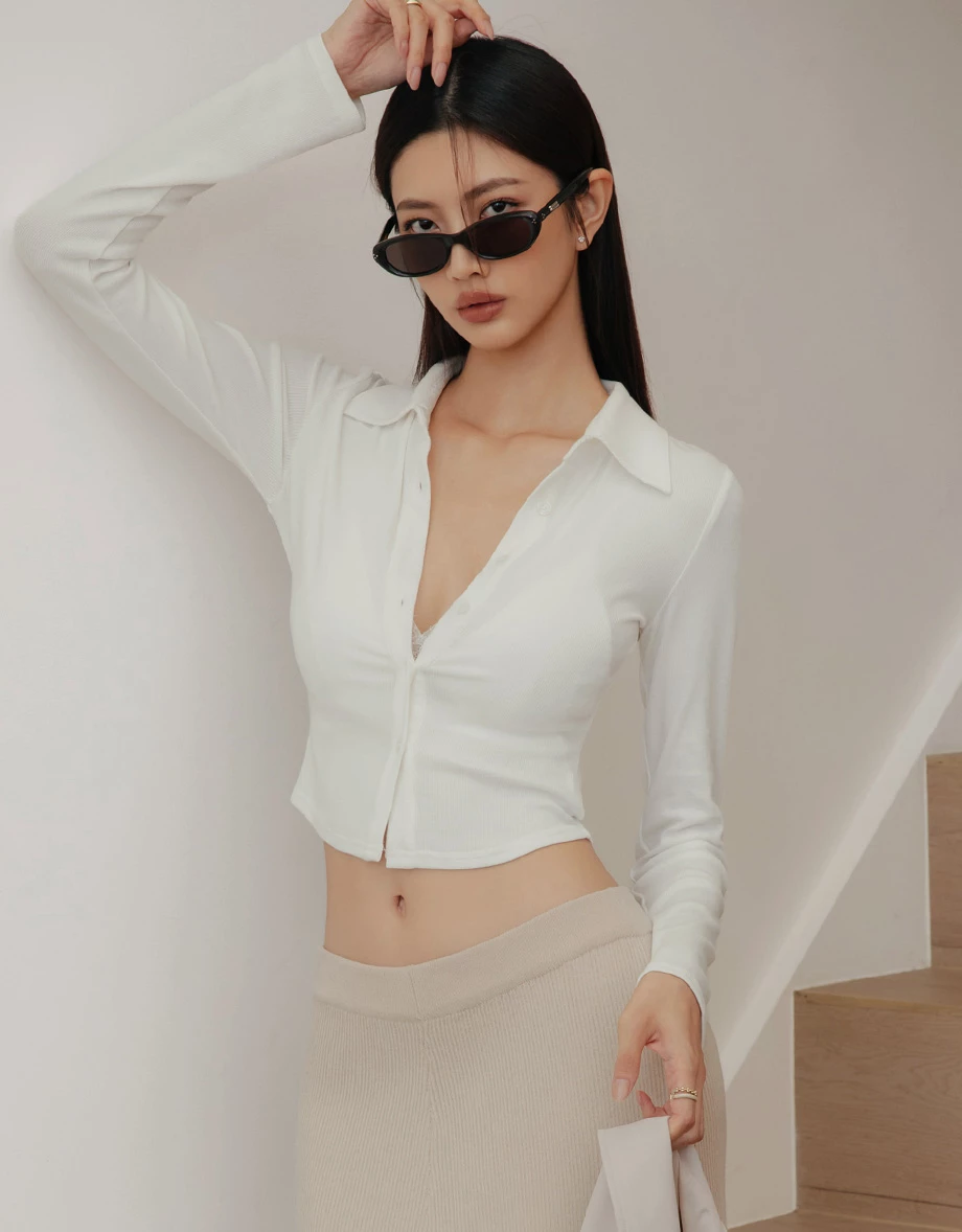 【IHUA Deisgn】Lapel Ribbed Crop Shirt Blouse and Lace Trim Bralette Set Wear 【IHUA Deisgn】Lapel Ribbed Crop Shirt Blouse and Lace Trim Bralette Set Wear