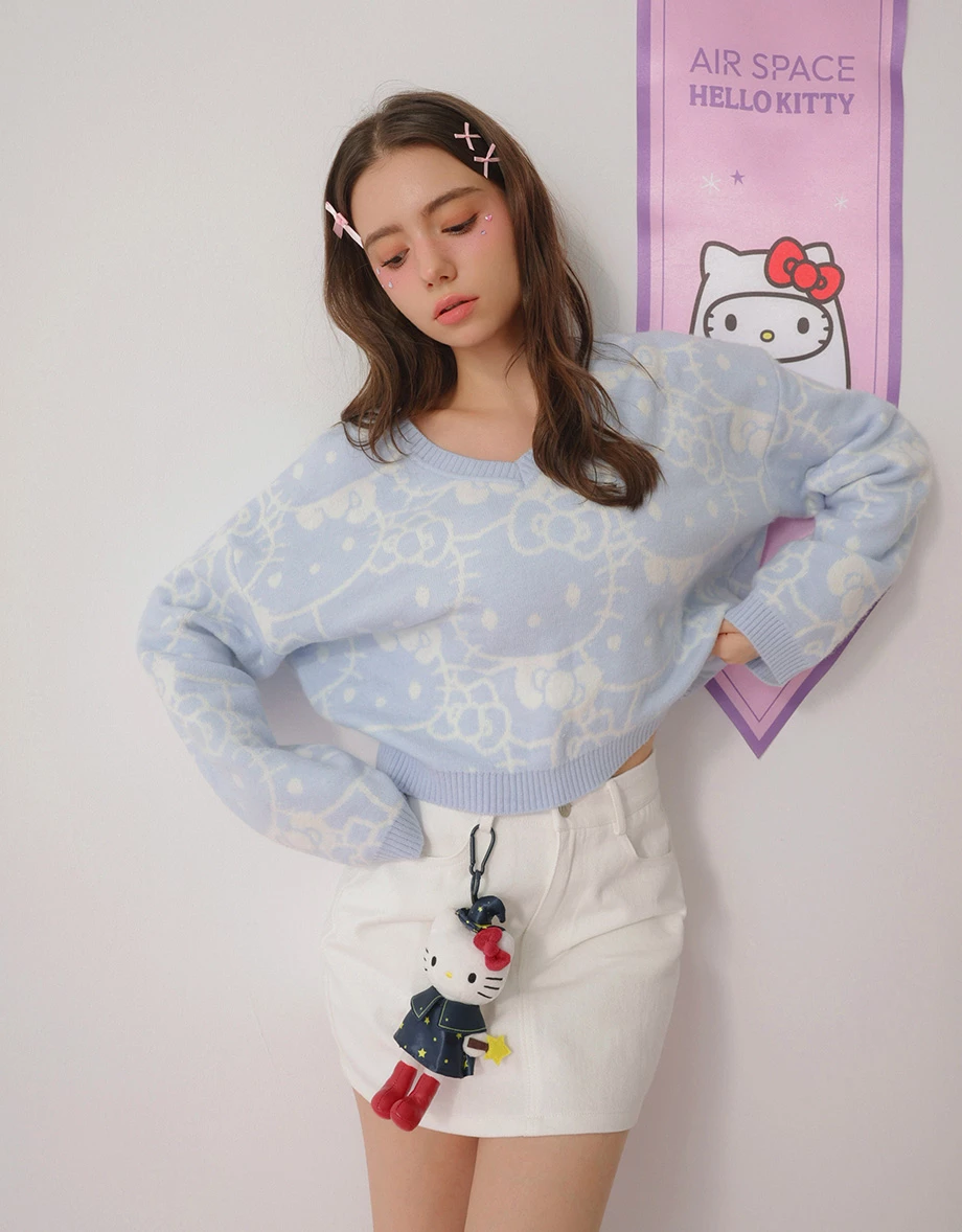 【Hello Kitty】中腰後貼鑽圖字斜紋短裙