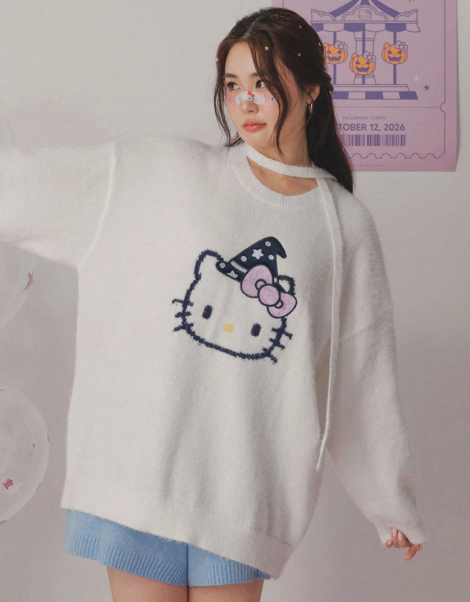 【Hello Kitty】緹花貼布繡圖案圓領長袖寬版毛衣(附領巾)