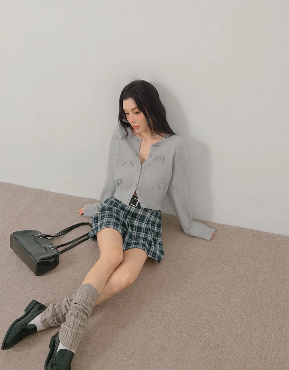 Ribbon Bow Applique Crew Neck Crop Knit Cardigan