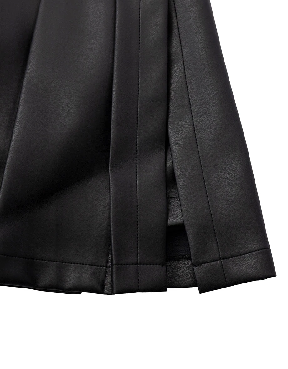 Wide Waistband Pleated Hem Mini Skort (Faux Leather / Faux Suede) Wide Waistband Pleated Hem Mini Skort (Faux Leather / Faux Suede)