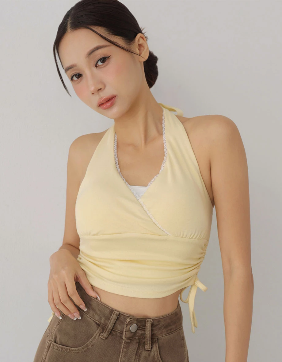 蕾絲滾邊交叉領繞頸綁帶抽繩抓皺短版背心(附胸墊)