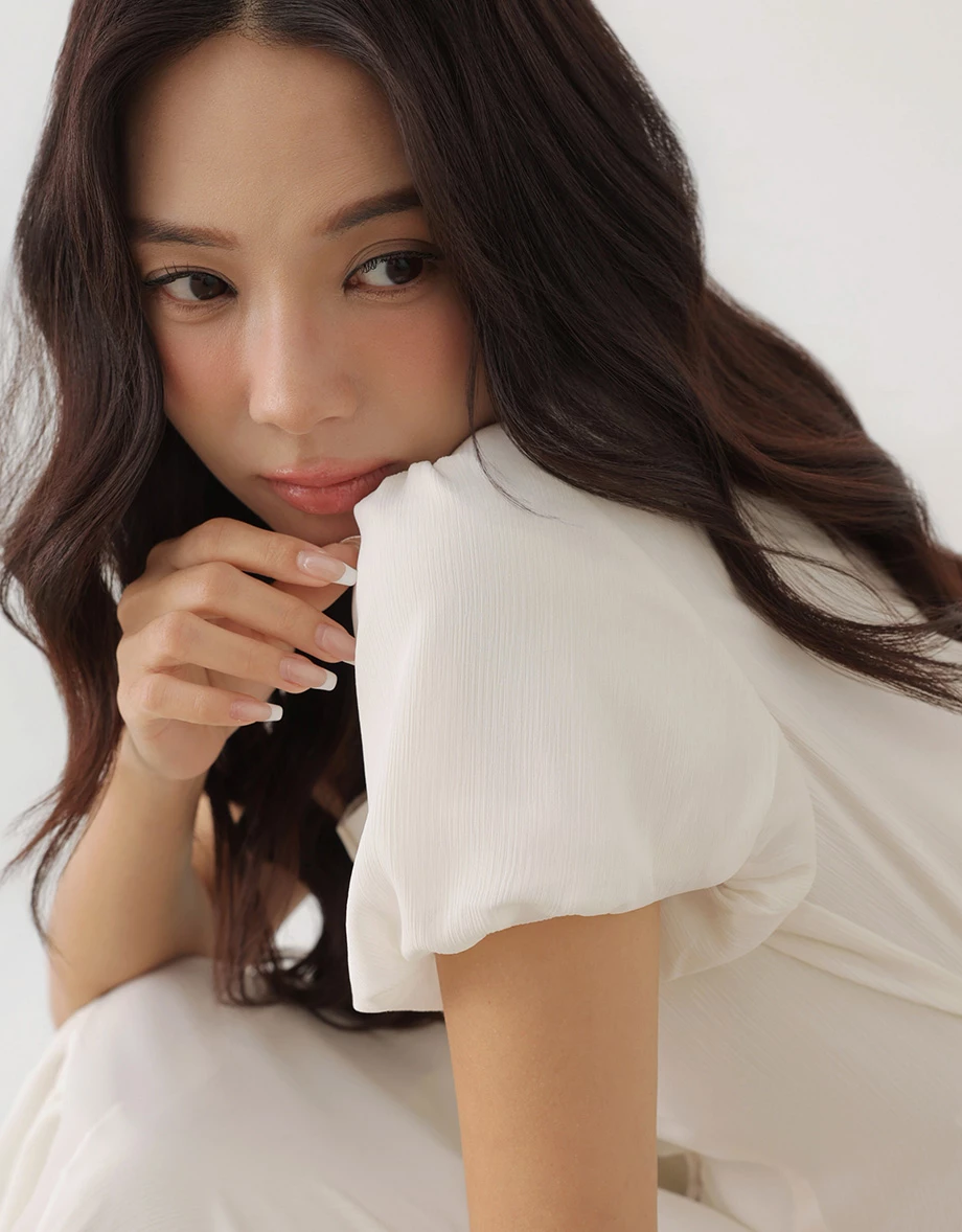 Round Neck Puff Sleeve Panelled Button Back Tie Crop Top Round Neck Puff Sleeve Panelled Button Back Tie Crop Top