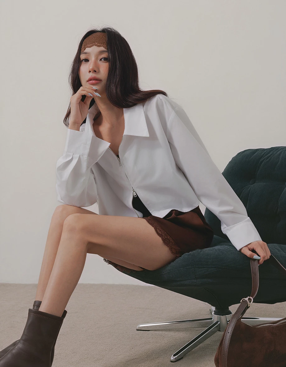 Point Collar Two Way Zip Curved Hem Crop Shirt Blouse Point Collar Two Way Zip Curved Hem Crop Shirt Blouse
