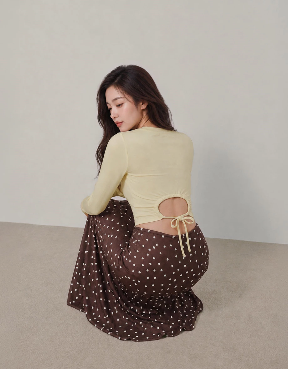 Crew Neck Back Cutout Drawstring Tie Long Sleeve Crop Top Crew Neck Back Cutout Drawstring Tie Long Sleeve Crop Top