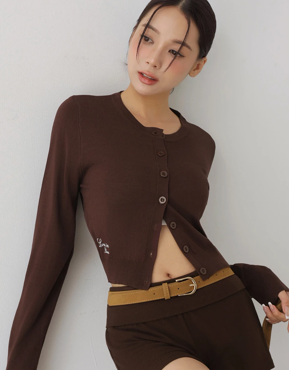 Slogan Embroidered Round Neck Button Up Knit Cardigan Slogan Embroidered Round Neck Button Up Knit Cardigan